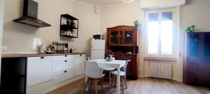 Apartment 2 Bedroom Gem Near Milano Centrale Fast Wi Fi Kademy House Italy