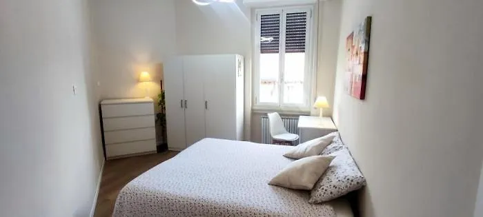 Apartment 2 Bedroom Gem Near Milano Centrale Fast Wi Fi Kademy House