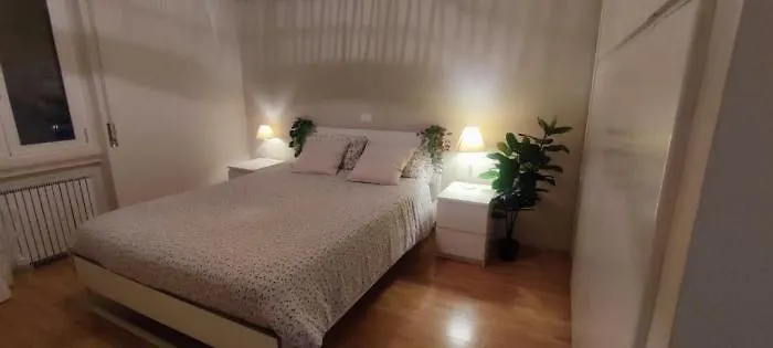 Apartment 2 Bedroom Gem Near Milano Centrale Fast Wi Fi Kademy House Italy
